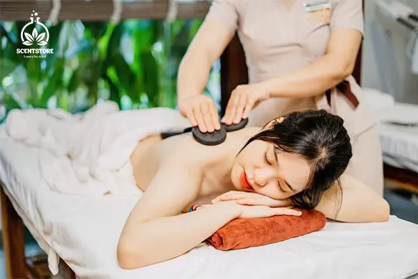 Máy khuếch tán tinh dầu cho spa tạo không gian thư thái